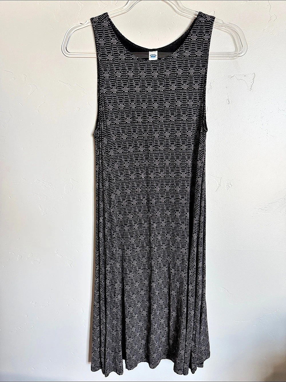 Old Navy Sleeveless Knit Swing Dress Midi Dress Black & White Medium